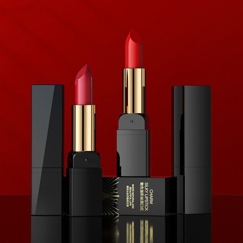 Gentle Moisturizing Lipstick for And Charming Kissable Lips