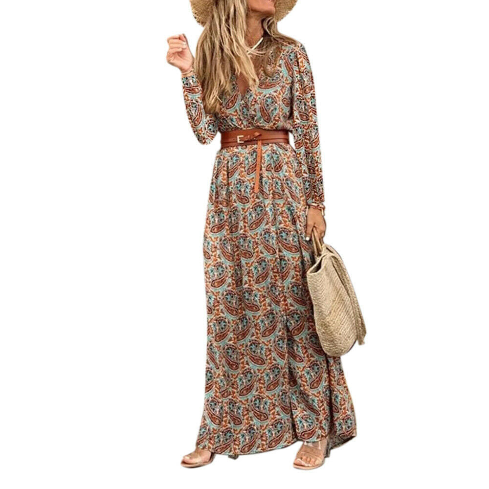 H.A.L.L.O., Long Sleeve V-Neck Boho Floral Dress