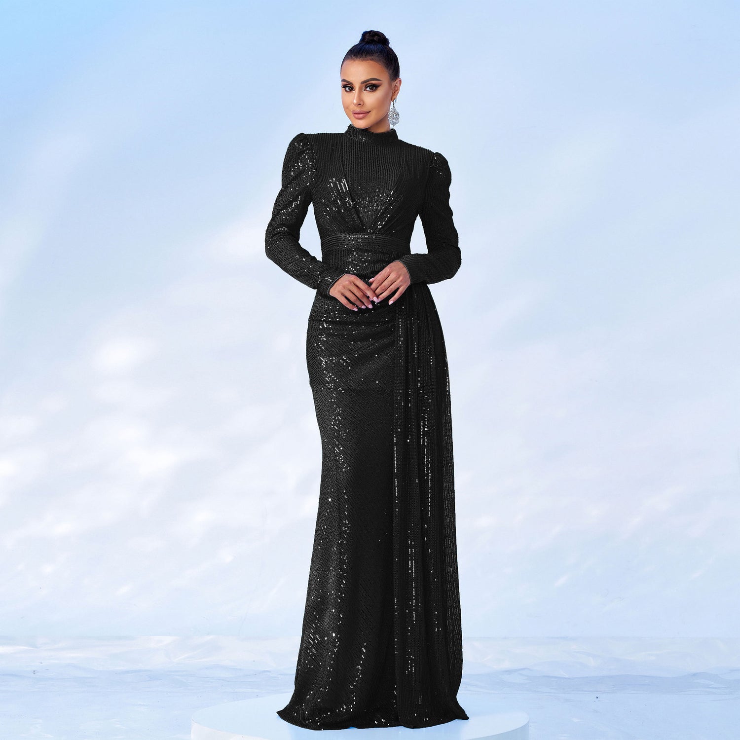 IICIE, Beautiful Winter Long Sleeve Round Neck Sequined Formal Gown