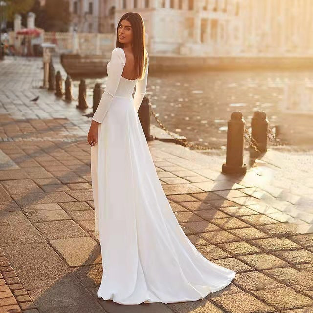 Effortless, Simple Long Sleeve Wedding Dress with Sweeping Train  and Zipper Back, Vestidos De Novia