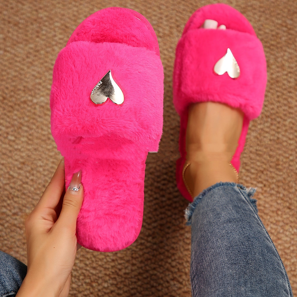 Fluff, Furry Women Plush Indoor House Slippers, Padded Fleece Bedroom Slippers